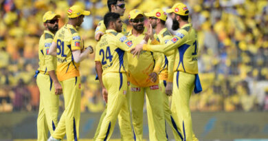 CSK VS DC